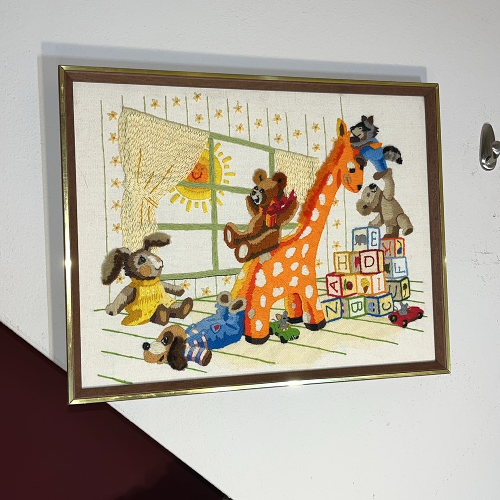 Handmade Vintage Nursury Animals‎ Crewel Embroidery on Muslin